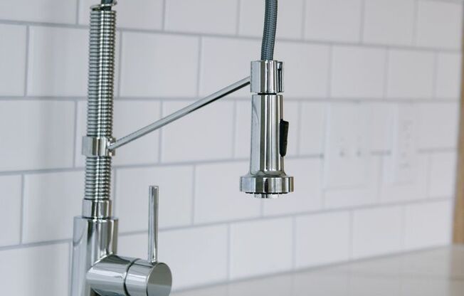 1 bed, 1 bath, 600 sqft, $1,695, Unit 210