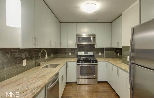 1 bed, 1 bath, 23,100 sqft, $3,623, Unit 5J