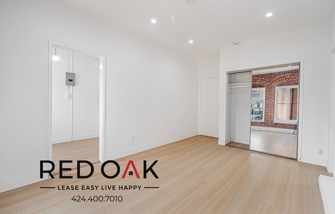 1405 S Berendo