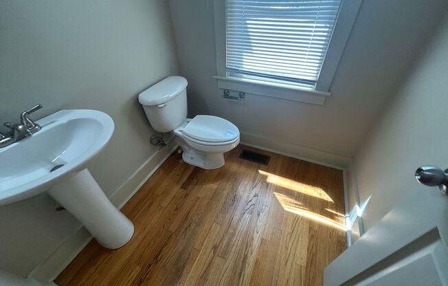 PRE-LEASING FOR AUGUST 2026!