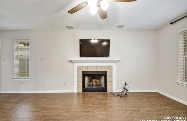 8107 Rustic Park