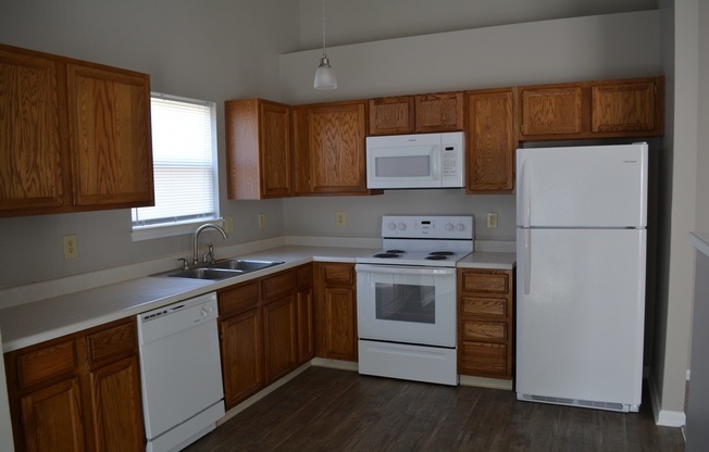 3 beds, 2 baths, $1,550