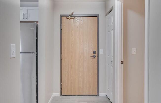 2 beds, 1 bath, 900 sqft, $1,499, Unit 126