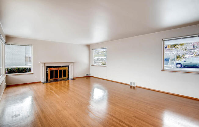 Laurelhurst View Home