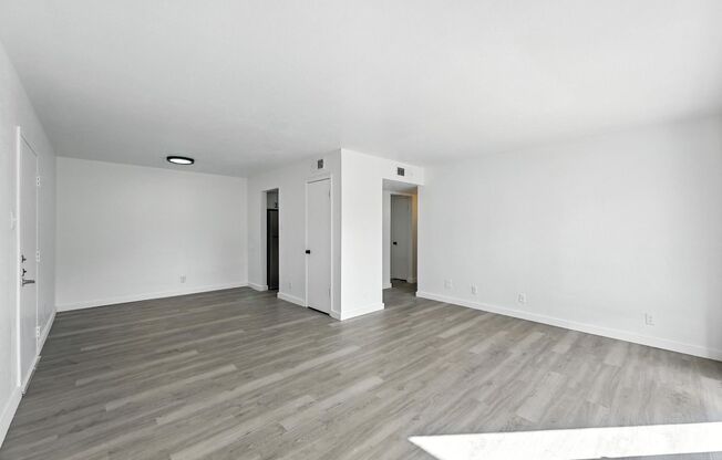 3 beds, 2 baths, 1,100 sqft, $1,495, Unit 251