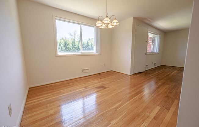 1 bed, 1 bath, 650 sqft, $1,375, Unit 2711A-2A