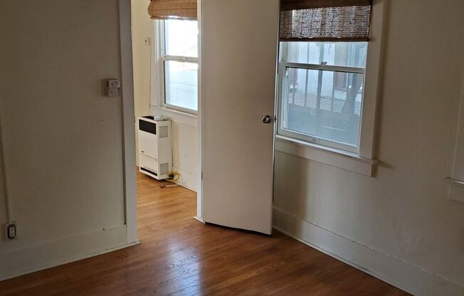 2 beds, 1 bath, 600 sqft, $3,300, Unit 2