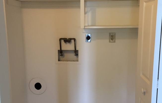 1 bed, 1 bath, 850 sqft, $1,950, Unit 3L09