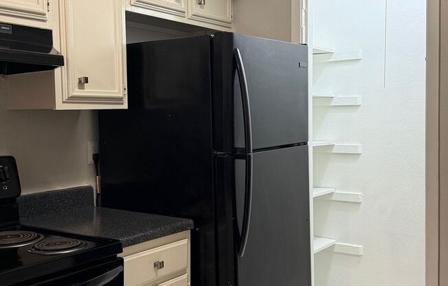 2 beds, 1 bath, 873 sqft, $1,140, Unit 03-0304