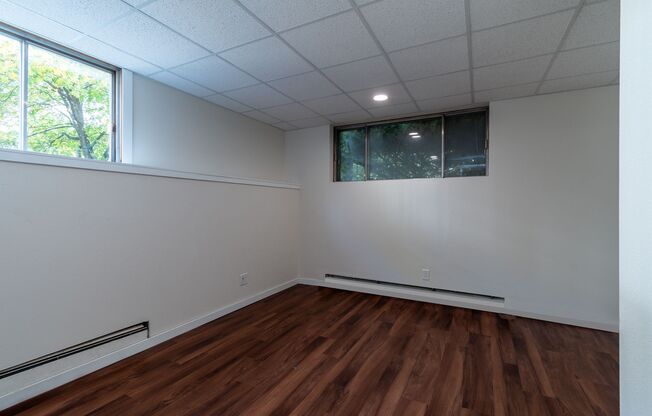 Studio, 1 bath, 500 sqft, $1,095, Unit #0