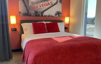 Studio, 1 bath, 260 sqft, $750, Unit 208