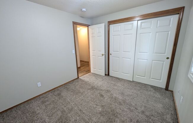 3 beds, 2 baths, $2,300