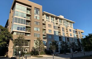 Two Bedroom Condo Available in San Francisco Mission Bay District!