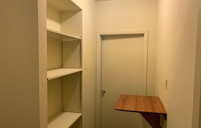 1 bed, 1 bath, 500 sqft, $1,000