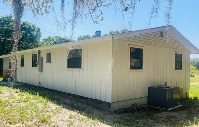 703 Gotts Rd Davenport FL 33837.... Lot of Land!!