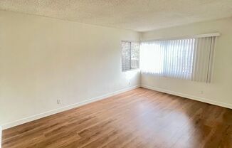 Studio, 1 bath, 500 sqft, $1,595, Unit 342 Temple Ave #1