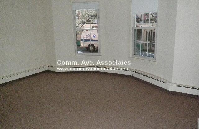 73 S HUNTINGTON AVE