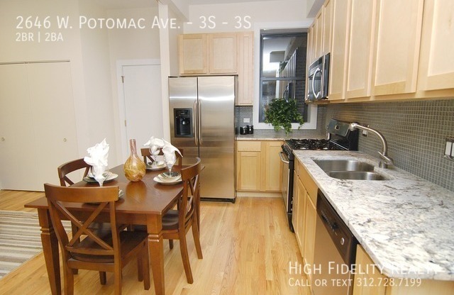 2646 W Potomac Ave