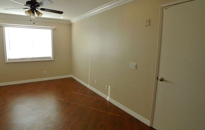 1 bed, 1 bath, 650 sqft, $2,095, Unit 212