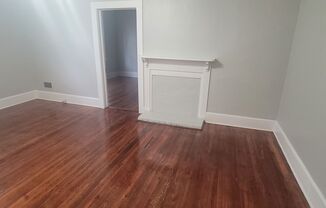 1 bed, 1 bath, $800, Unit dover1329