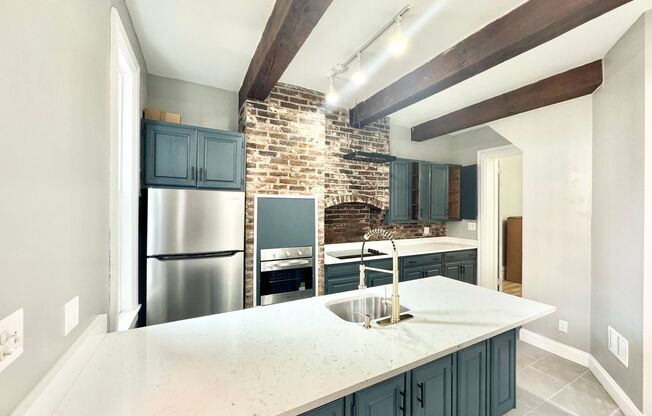 renovated 4 bedroom and 2 bathroom townhouse