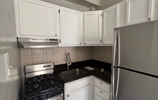 Studio, 1 bath, $1,525, Unit 301