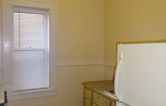 1 bed, 1 bath, 620 sqft, $925, Unit 108