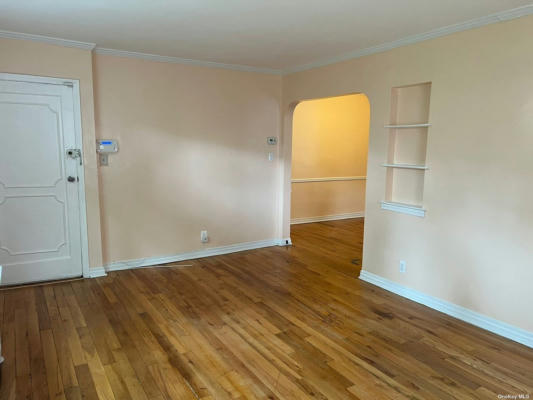 2 beds, 1 bath, $2,950