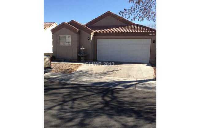 **RENT READY***LOVELY 3 BEDROOM ,2 BATH HOME NOW AVAILABLE FOR RENT!