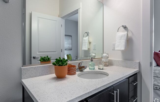 2 beds, 1 bath, 751 sqft, $1,995, Unit 203