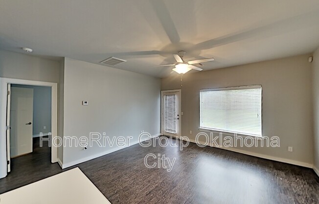 17604 HAMPTON PARK DR