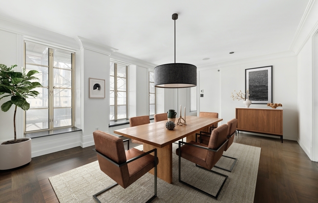 140 E 63 ST