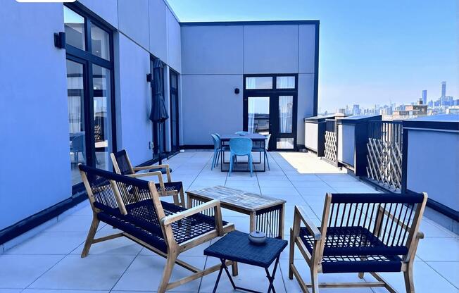 2 beds, 2 baths, $5,425, Unit 702