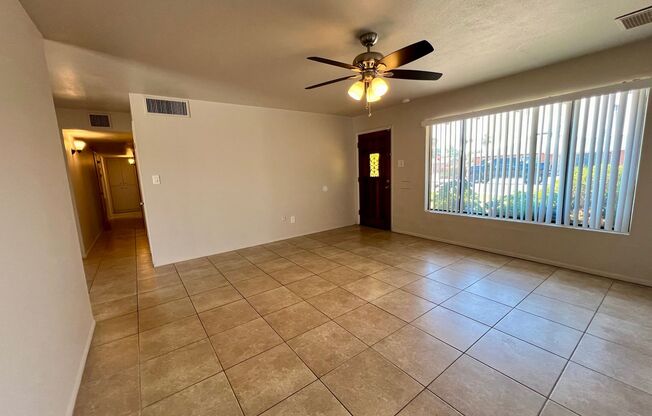 4 Bedroom Rental Home with Pool in Scottsdale!