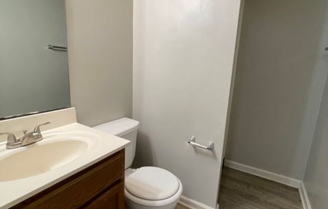 Studio, 1 bath, 400 sqft, $665, Unit 7697