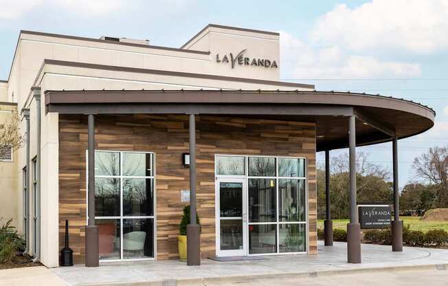 La Veranda Clubhouse