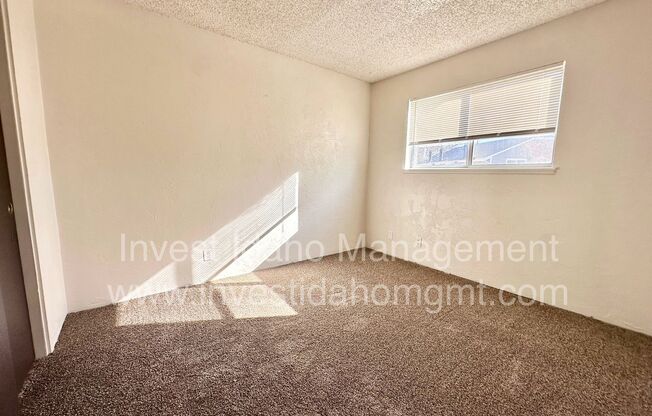 2 beds, 1 bath, 750 sqft, $1,095, Unit N