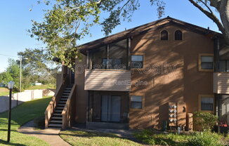 2942 Antique Oaks Circle #85