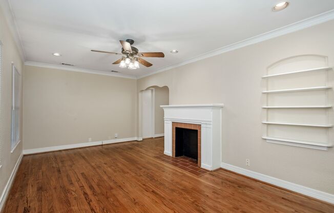 2 bedroom, 1 Bath Austin Stone Cottage in Lakewood