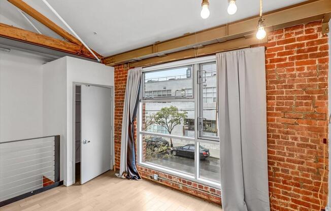 2 beds, 1.5 baths, 1,340 sqft, $4,700, Unit 110