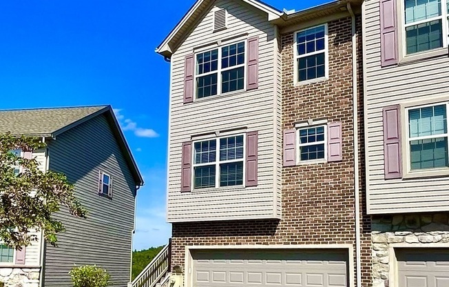 106 HIGH POINTE DR