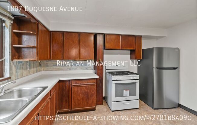1807 DUQUESNE AVE