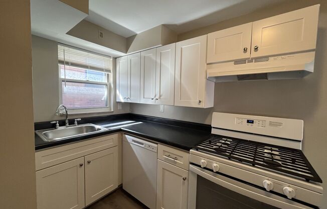 7921-7927 Graff Ave. [ESCROWED]