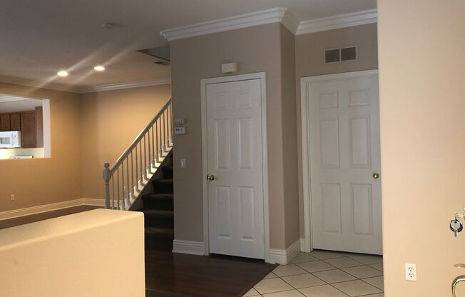 Spacious 3BR/2.5BA Home with Large Loft and attached 2 car garage Near the Amphitheater and Water Park