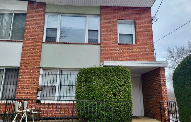 Charming 1 BR/1 BA Apartment in Pleasant Hill!