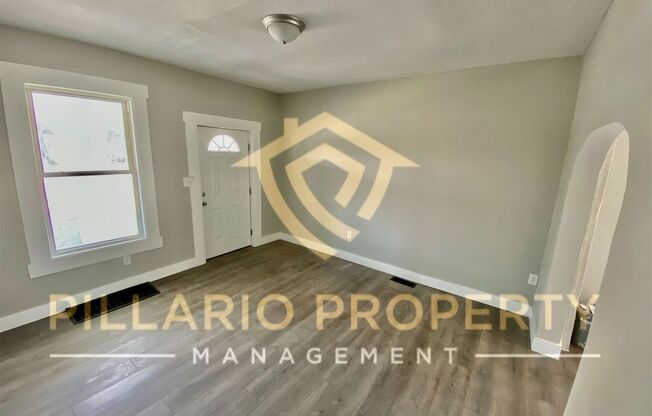 $500 OFF MOVE-IN SPECIAL!!! Updated, 3 Bedroom, 1 Bathroom Duplex Available !