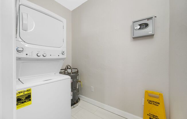 Renovated Davis Islands Apartments