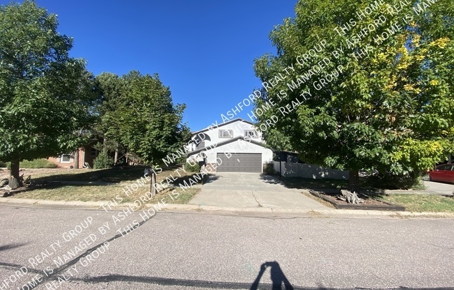930 Panorama Dr