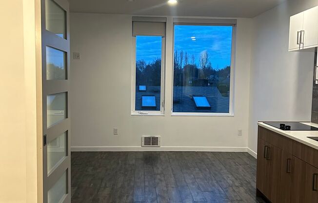 Studio, 1 bath, 244 sqft, $1,307, Unit 505