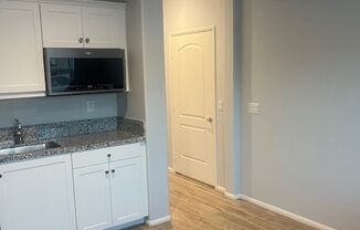 1 bed, 1 bath, $1,675